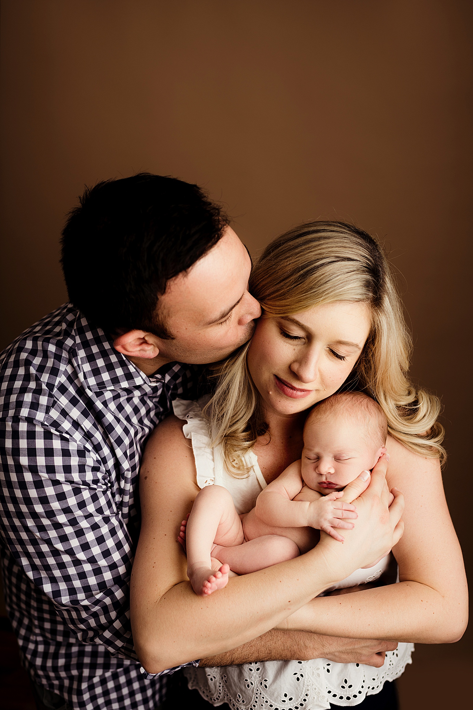 Kayla E. Photography newborn family photography studio wisconsin sun prairie madison best newborn photographer